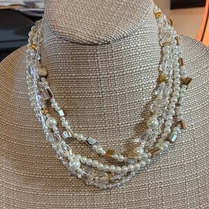 Premier Designs Elegant Gold and Pearl Necklace
